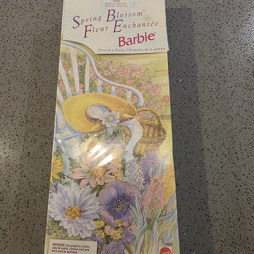 Vintage Spring Blossom Barbie Doll (Avon Special Edition, 1995)
